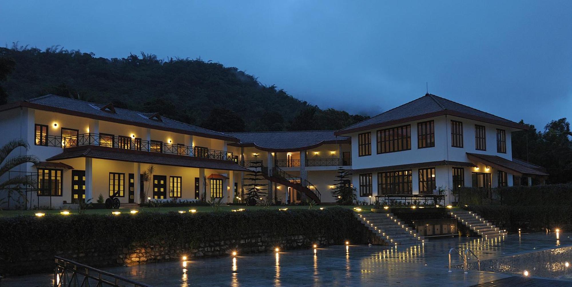 Amritara Ambatty Greens Resort Virajpet Exteriér fotografie